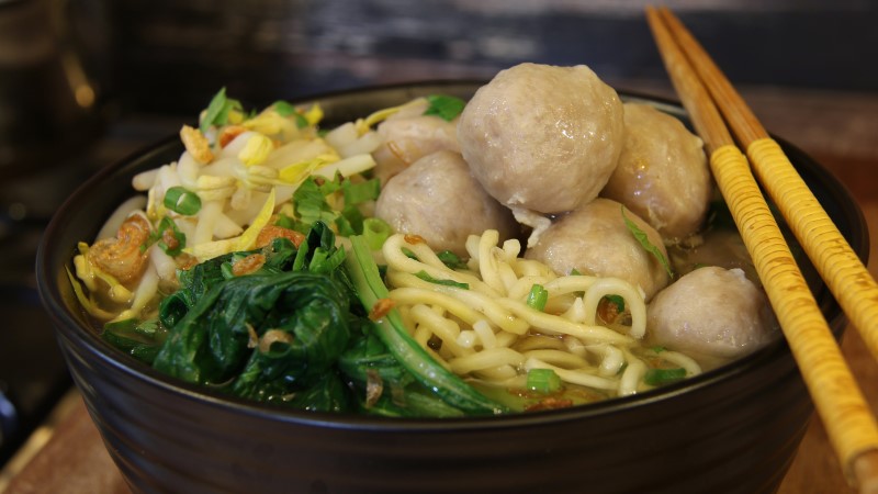 Mie bakso soup