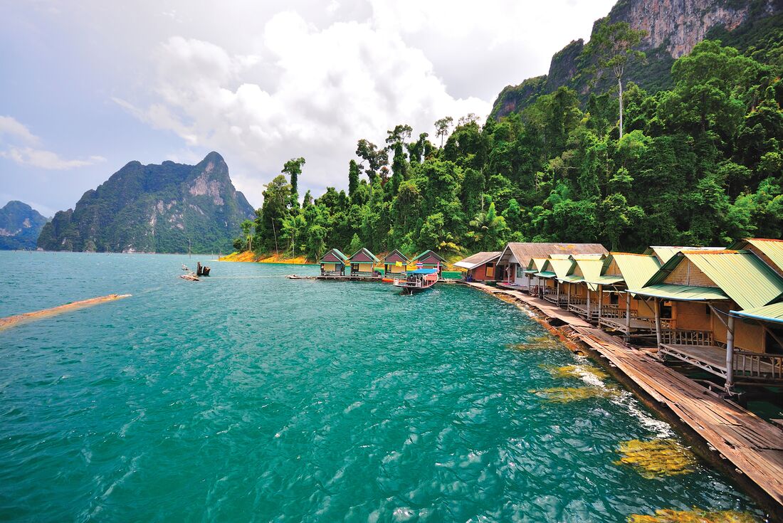 thailand_khao_sok_raft-houses