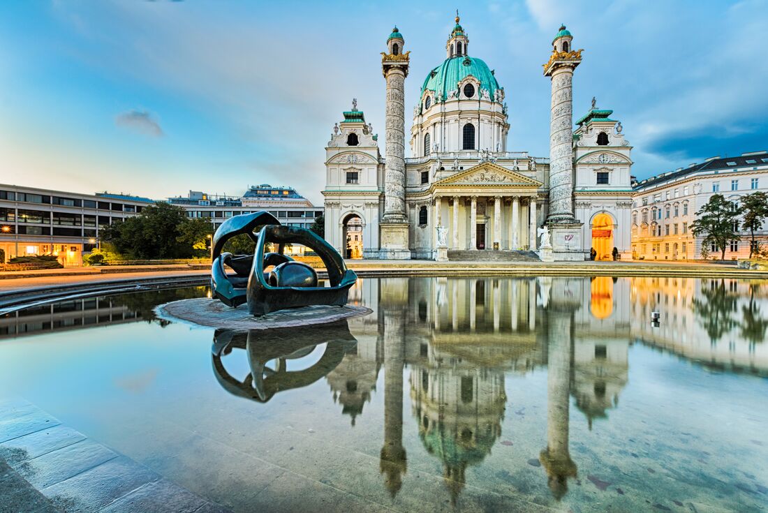 austria_vienna_st-charles-church