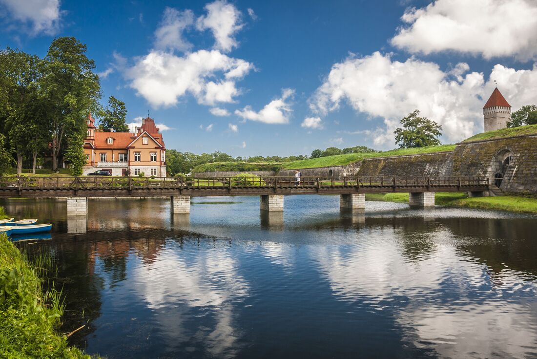 estonia_saaremaa-island_kuressaare_bridge