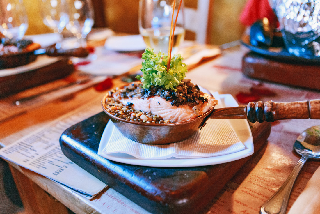 Peregrine Adventures chile santiago food traditional dish